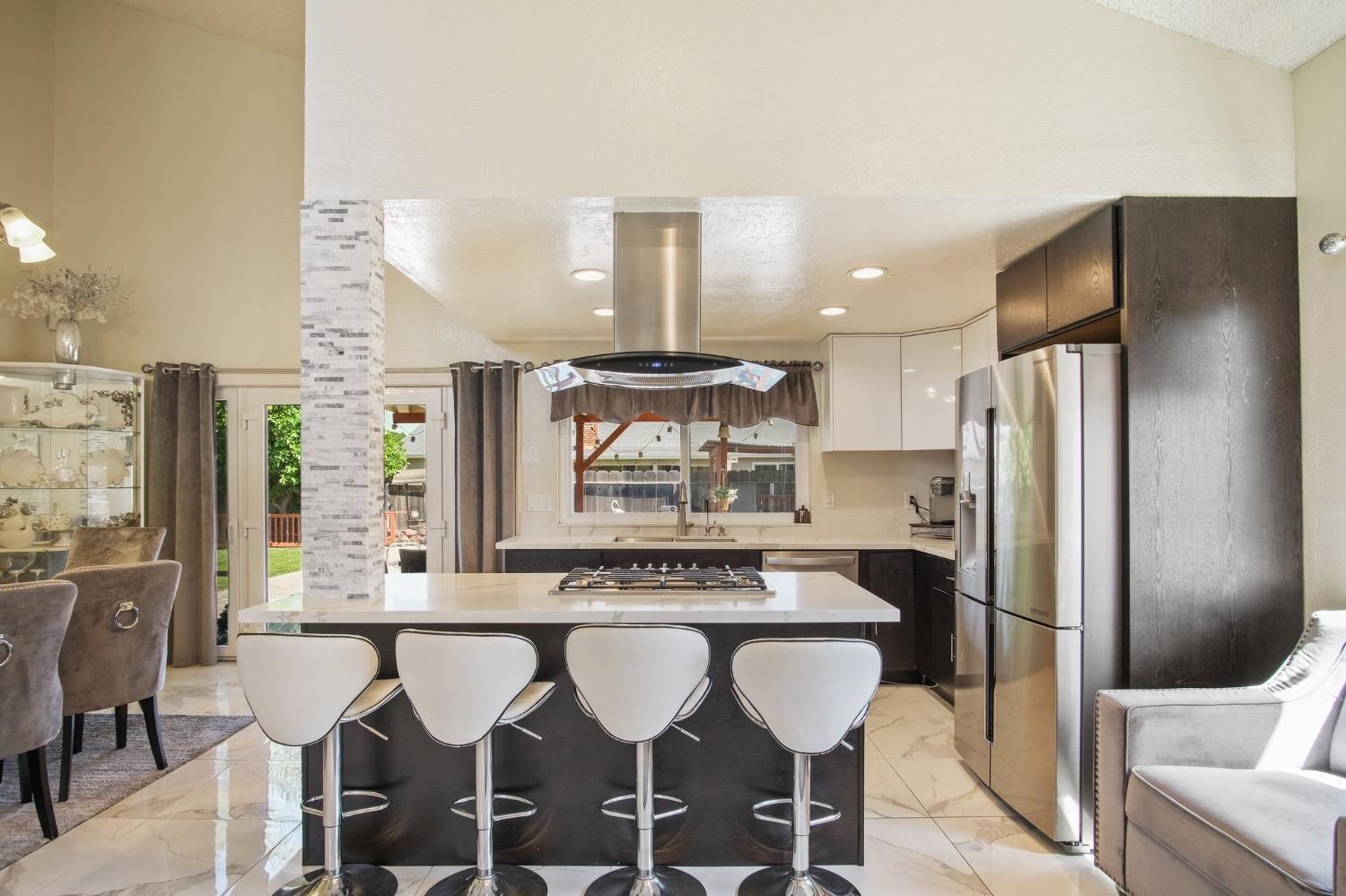 685 Bennington Ave, Turlock, CA 95382