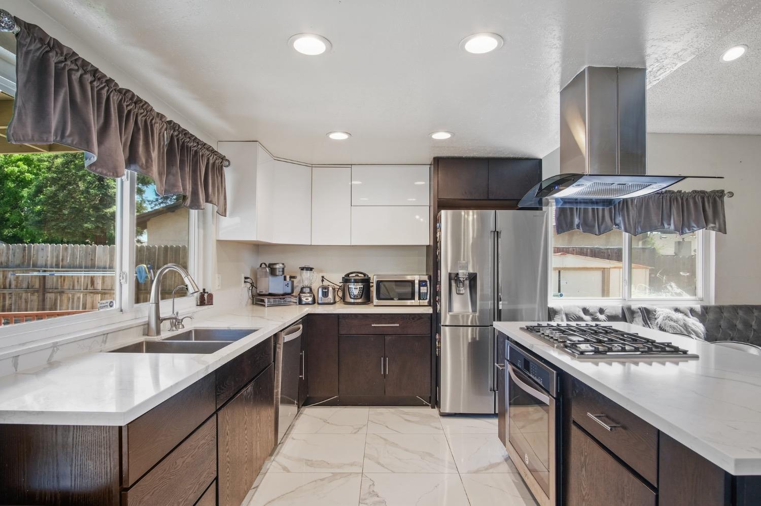 685 Bennington Ave, Turlock, CA 95382
