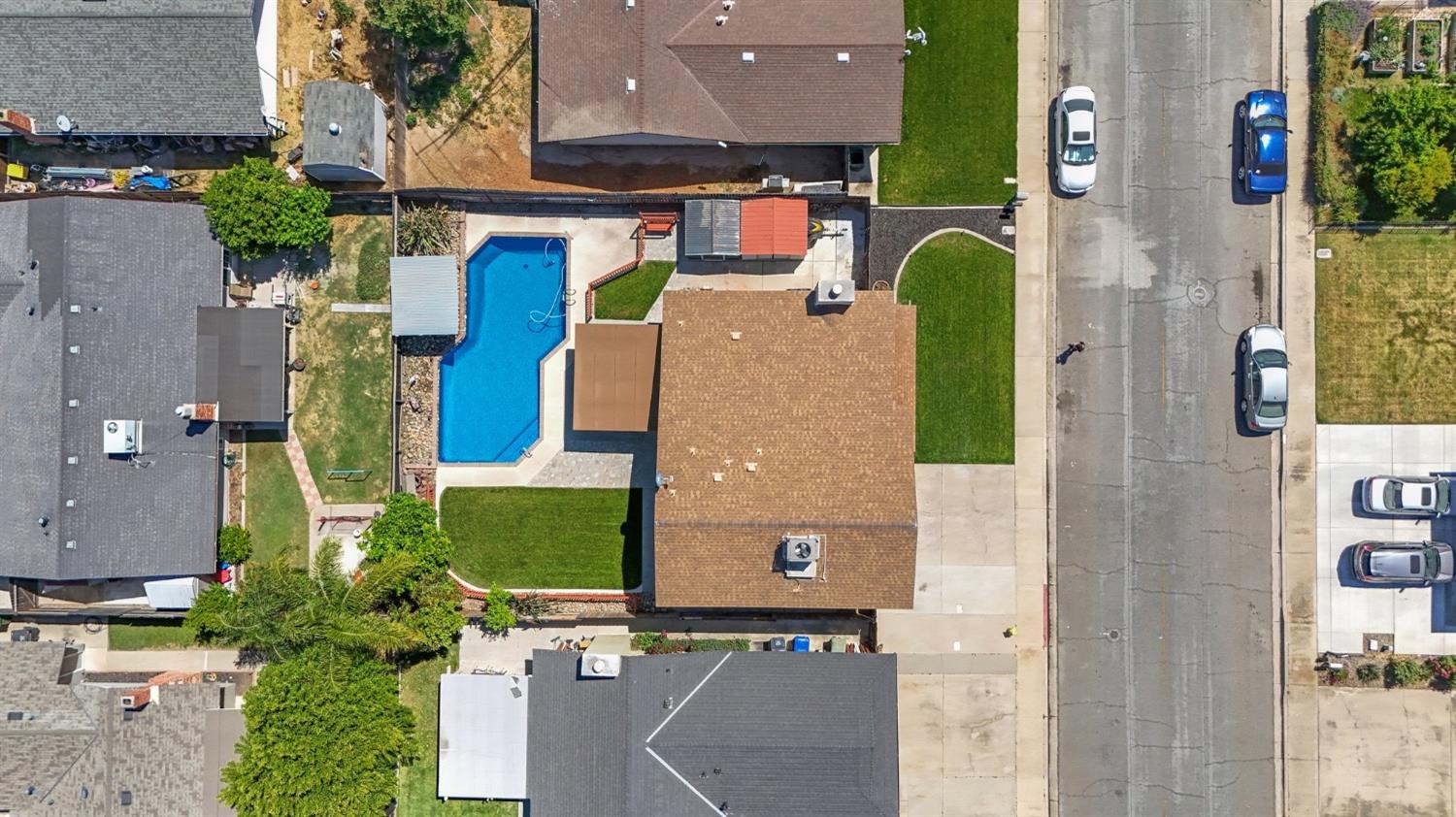685 Bennington Ave, Turlock, CA 95382