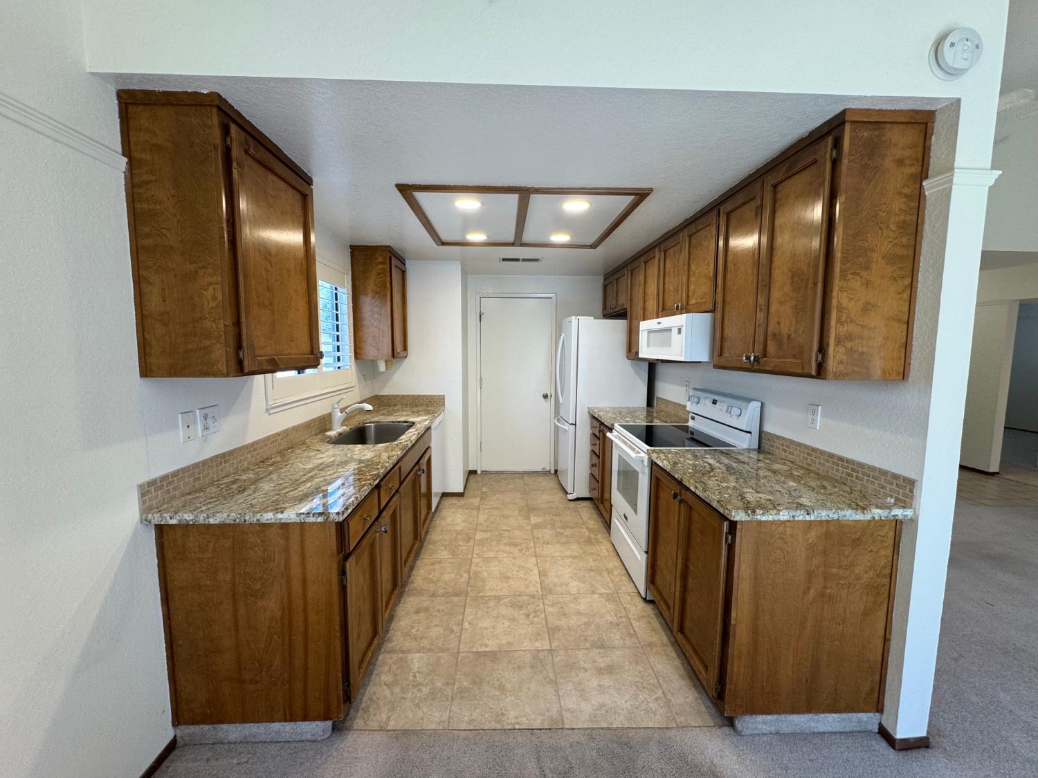 3625 N Veneman Ave, Modesto, CA 95356