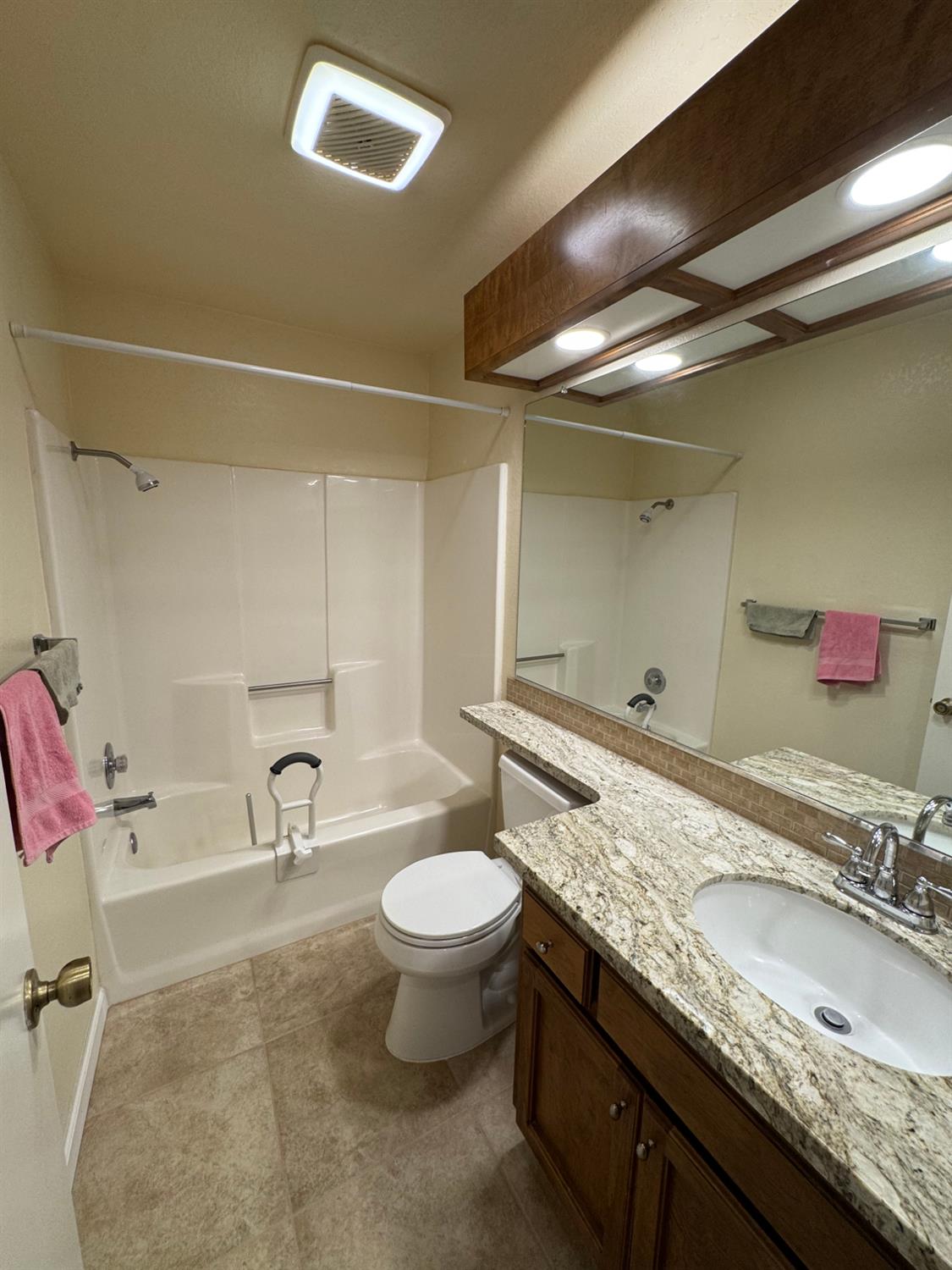 3625 N Veneman Ave, Modesto, CA 95356