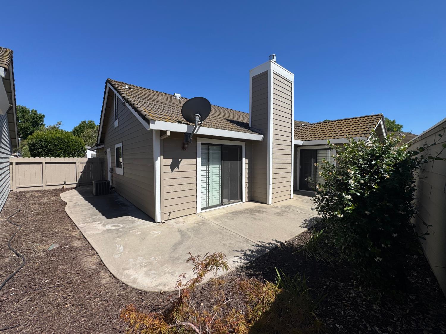 3625 N Veneman Ave, Modesto, CA 95356