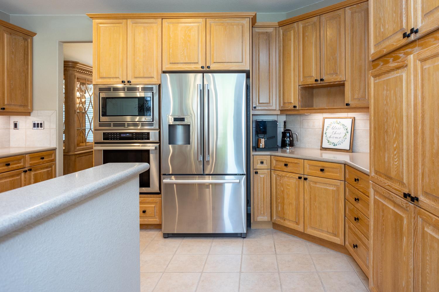 2713 Veneto Dr, Modesto, CA 95356
