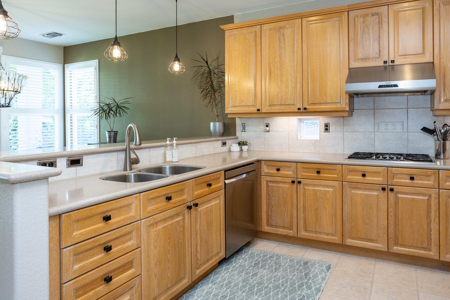 2713 Veneto Dr, Modesto, CA 95356