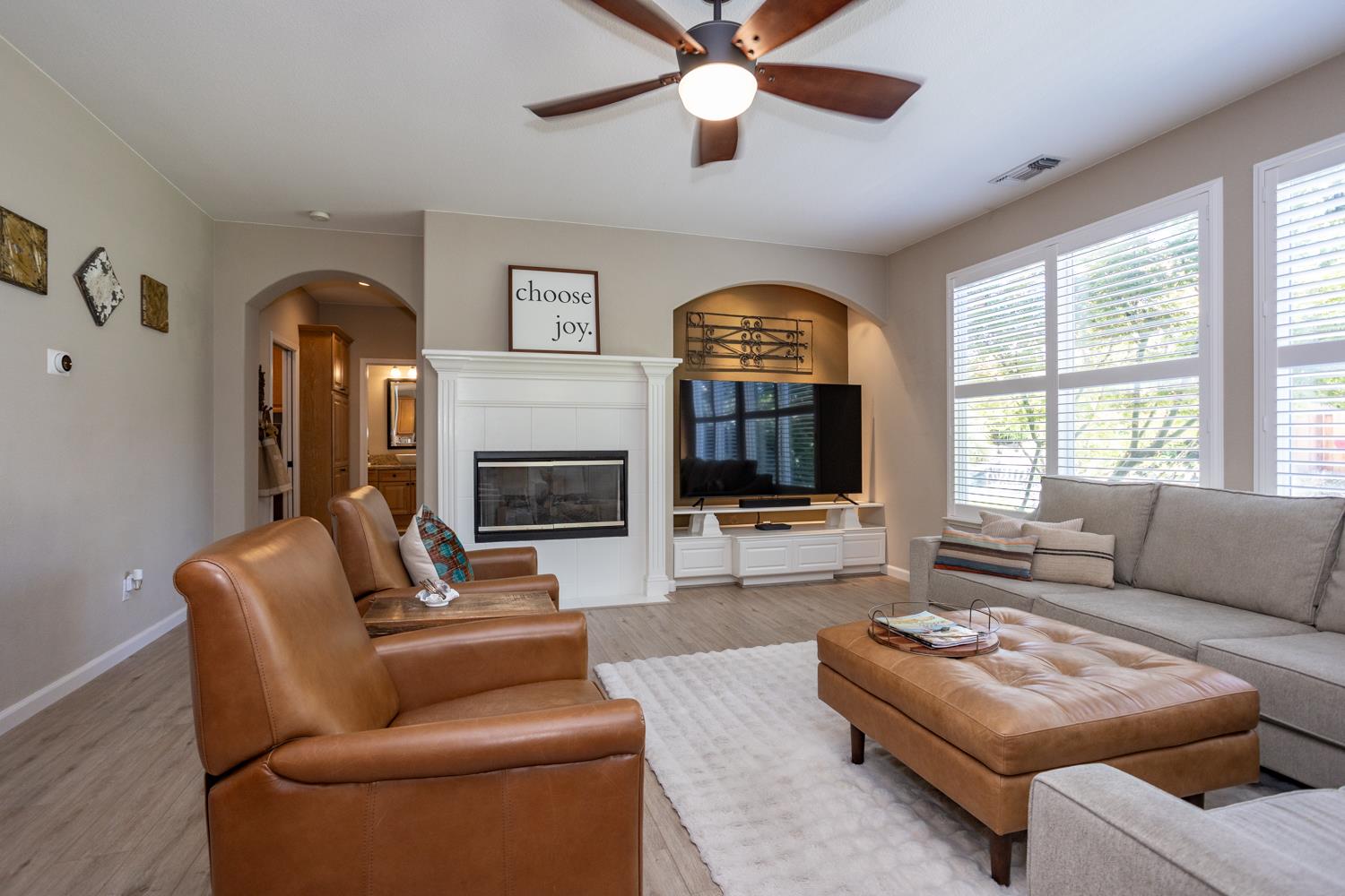 2713 Veneto Dr, Modesto, CA 95356
