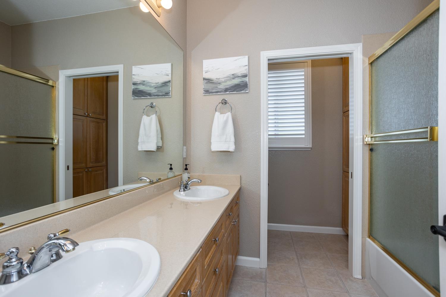 2713 Veneto Dr, Modesto, CA 95356