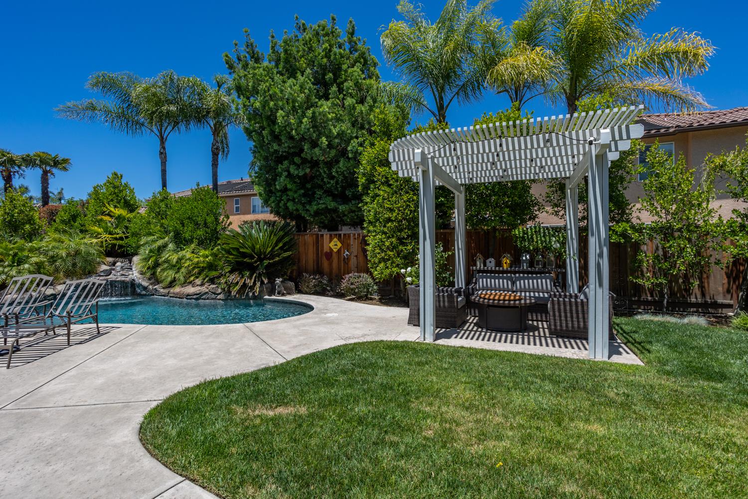 2713 Veneto Dr, Modesto, CA 95356