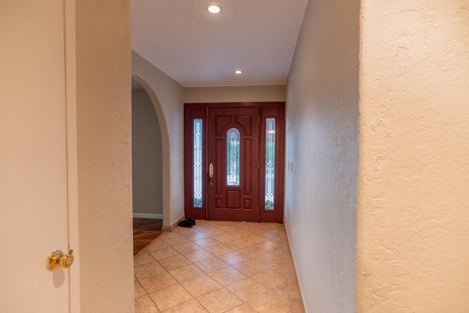 1581 W Cardella Rd, Merced, CA 95348