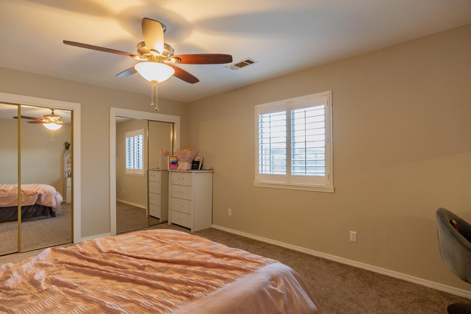 1581 W Cardella Rd, Merced, CA 95348