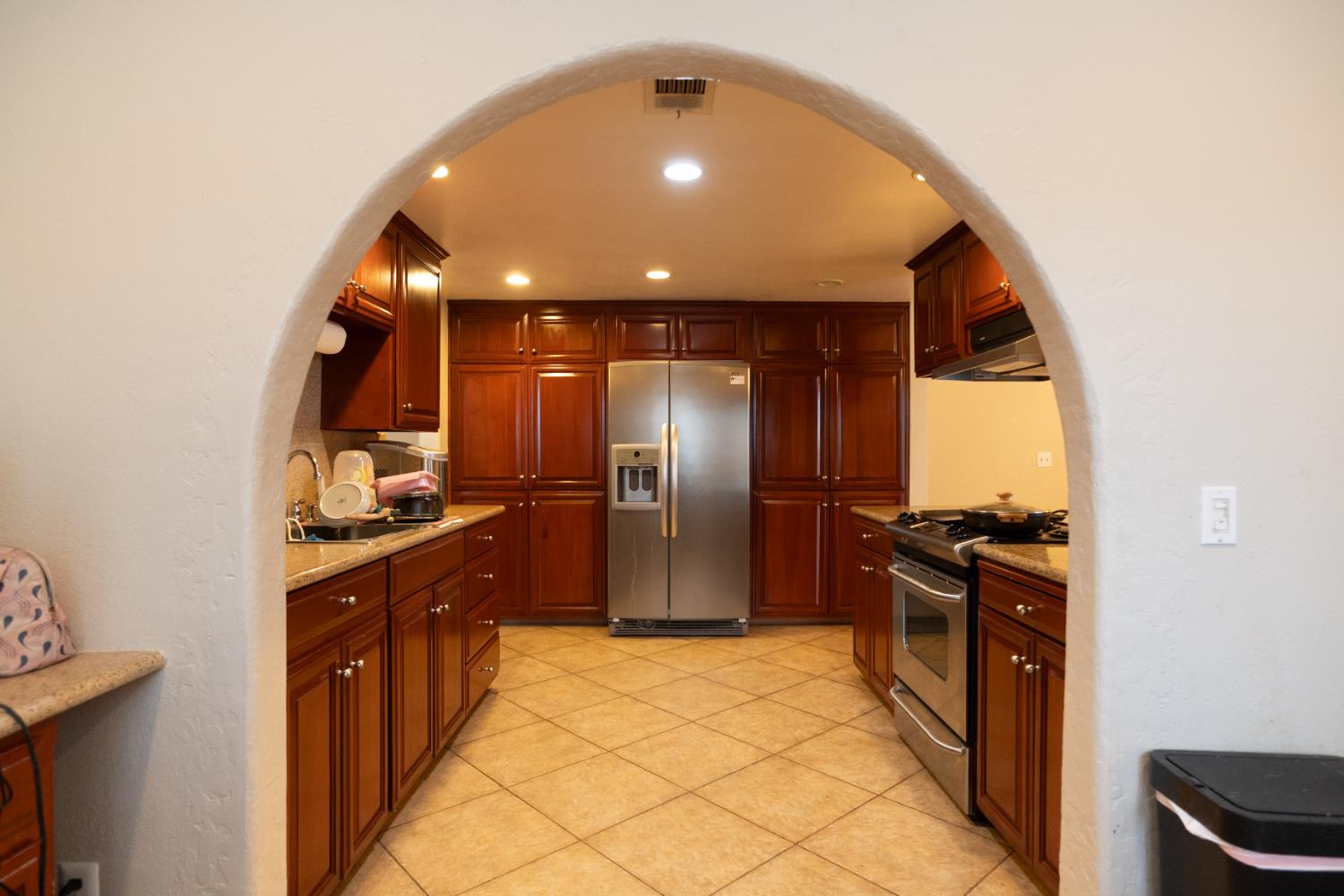 1581 W Cardella Rd, Merced, CA 95348