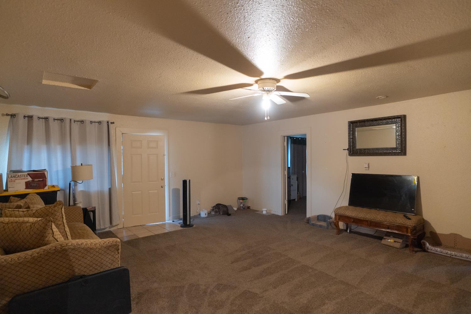 1581 W Cardella Rd, Merced, CA 95348