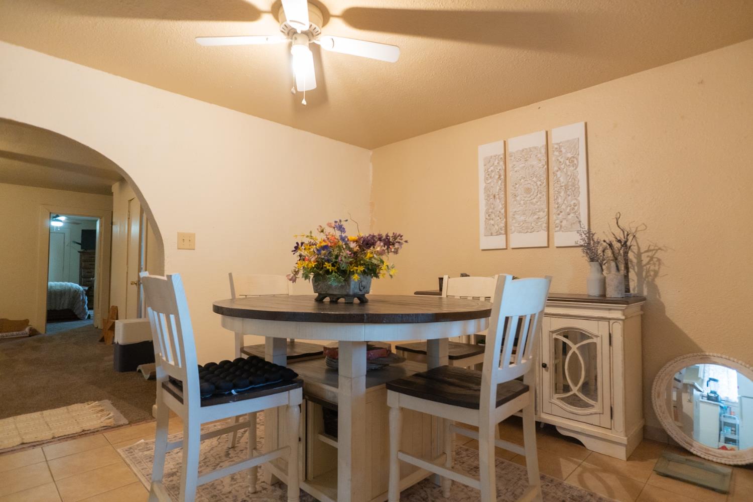 1581 W Cardella Rd, Merced, CA 95348