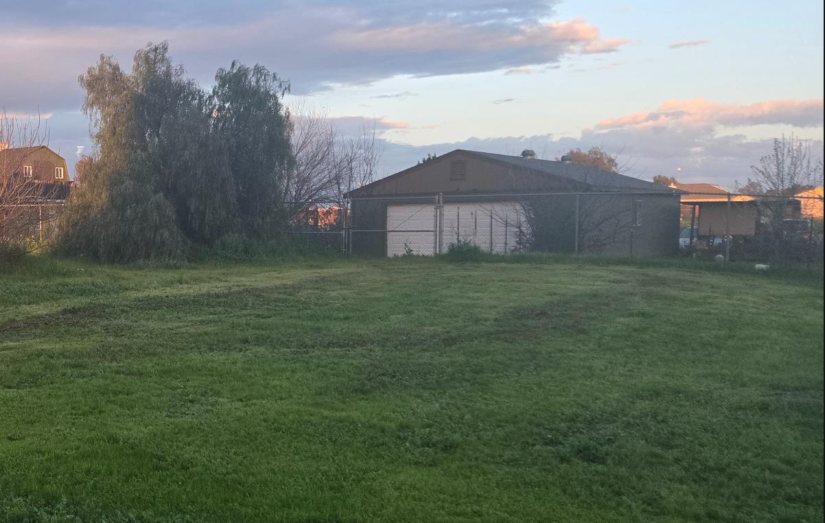 19691 Del Mar Rd, Madera, CA 93638