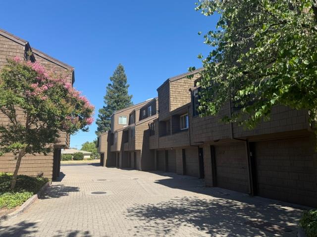 501 Rose Ave #18, Modesto, CA 95355