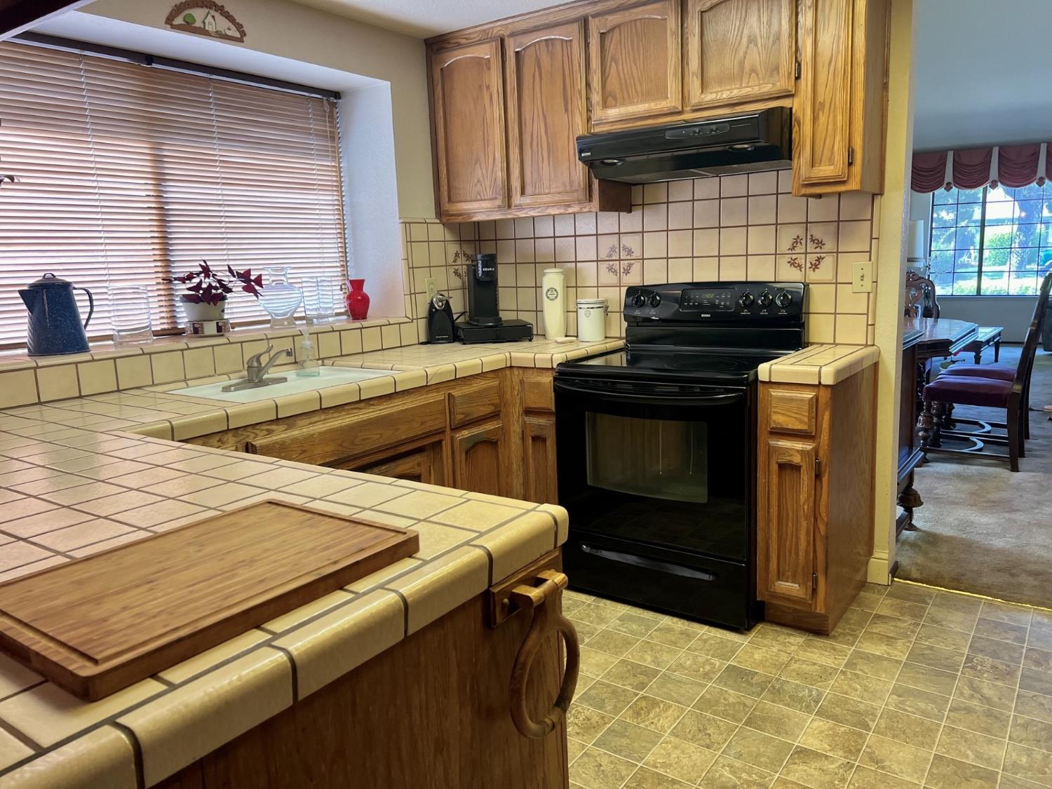 3716 Merrifield Ave, Modesto, CA 95356
