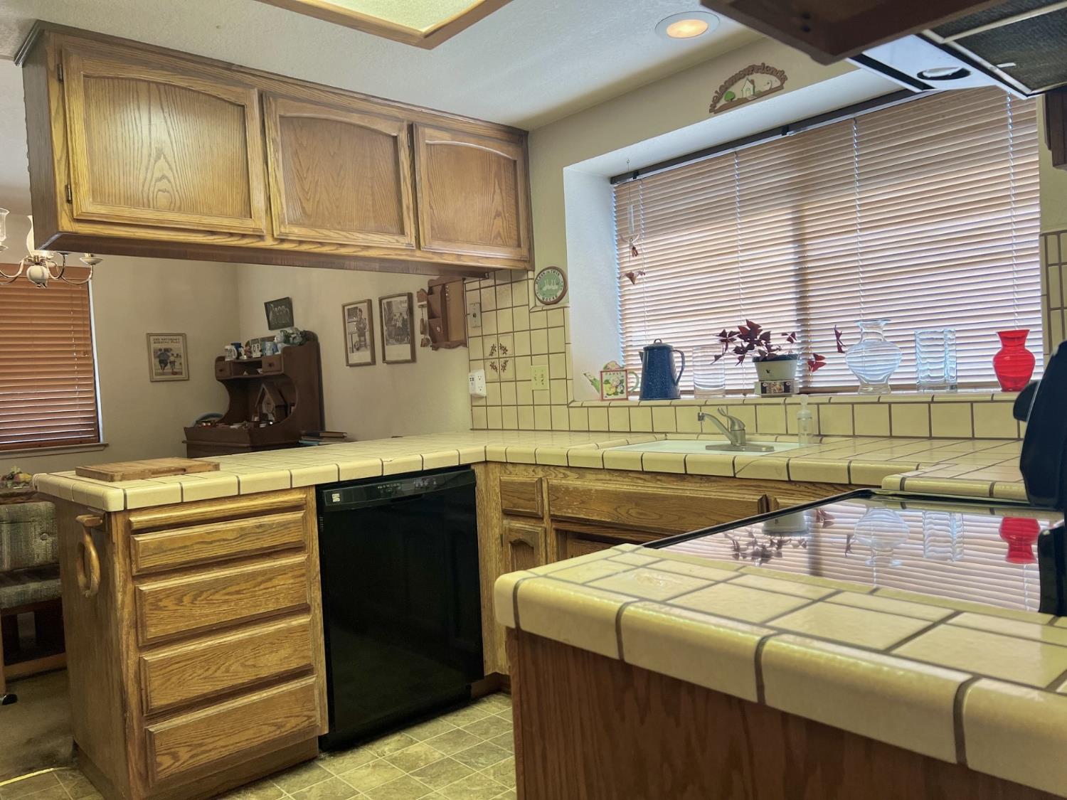 3716 Merrifield Ave, Modesto, CA 95356