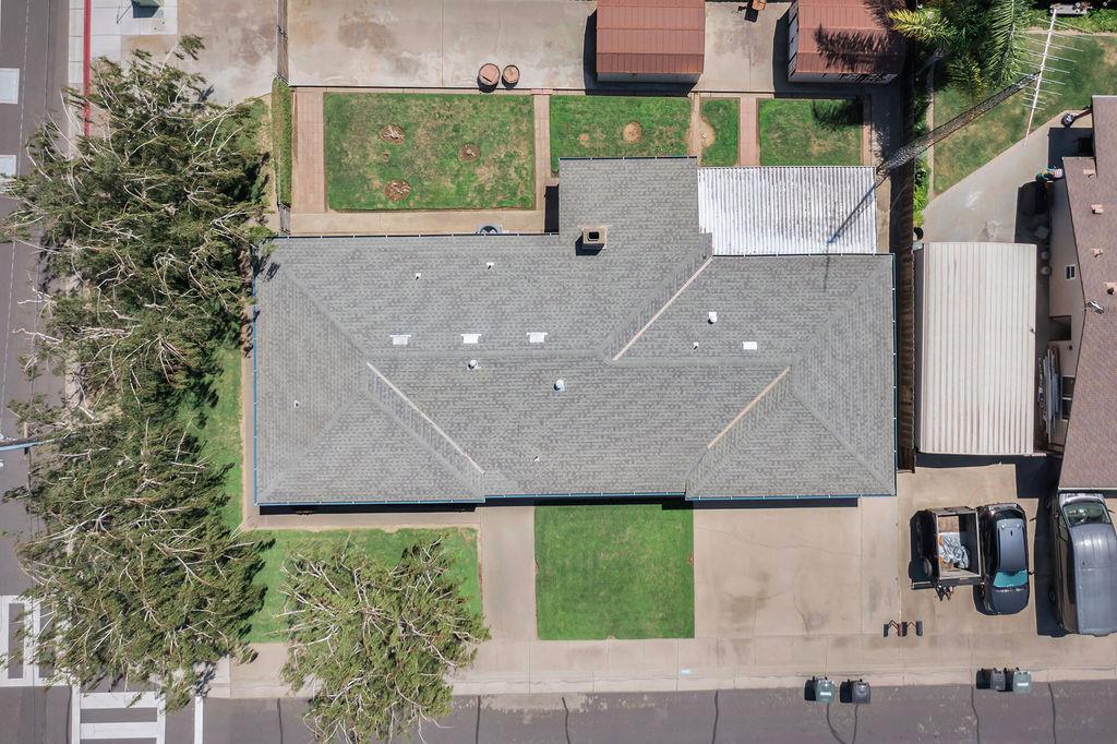 1700 Carignane Way, Escalon, CA 95320