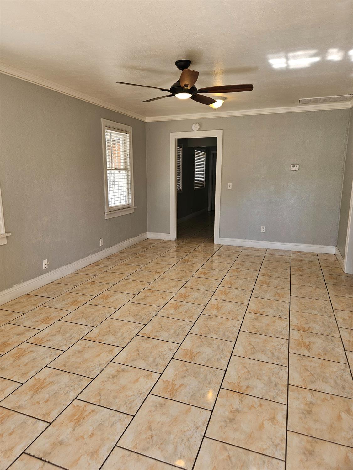 424 Poplar Ave, Manteca, CA 95336