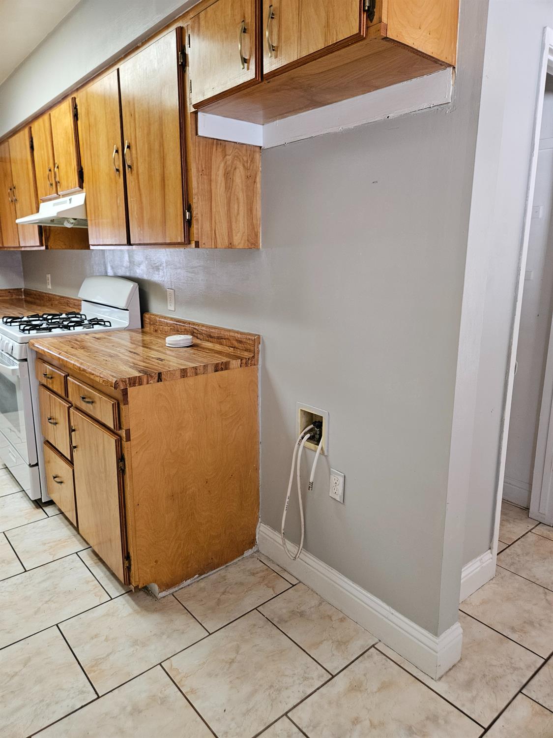 424 Poplar Ave, Manteca, CA 95336