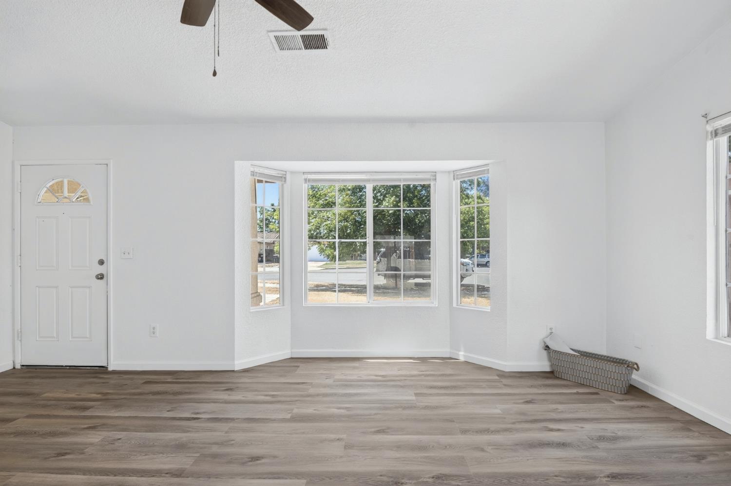 177 San Pedro St, Merced, CA 95341