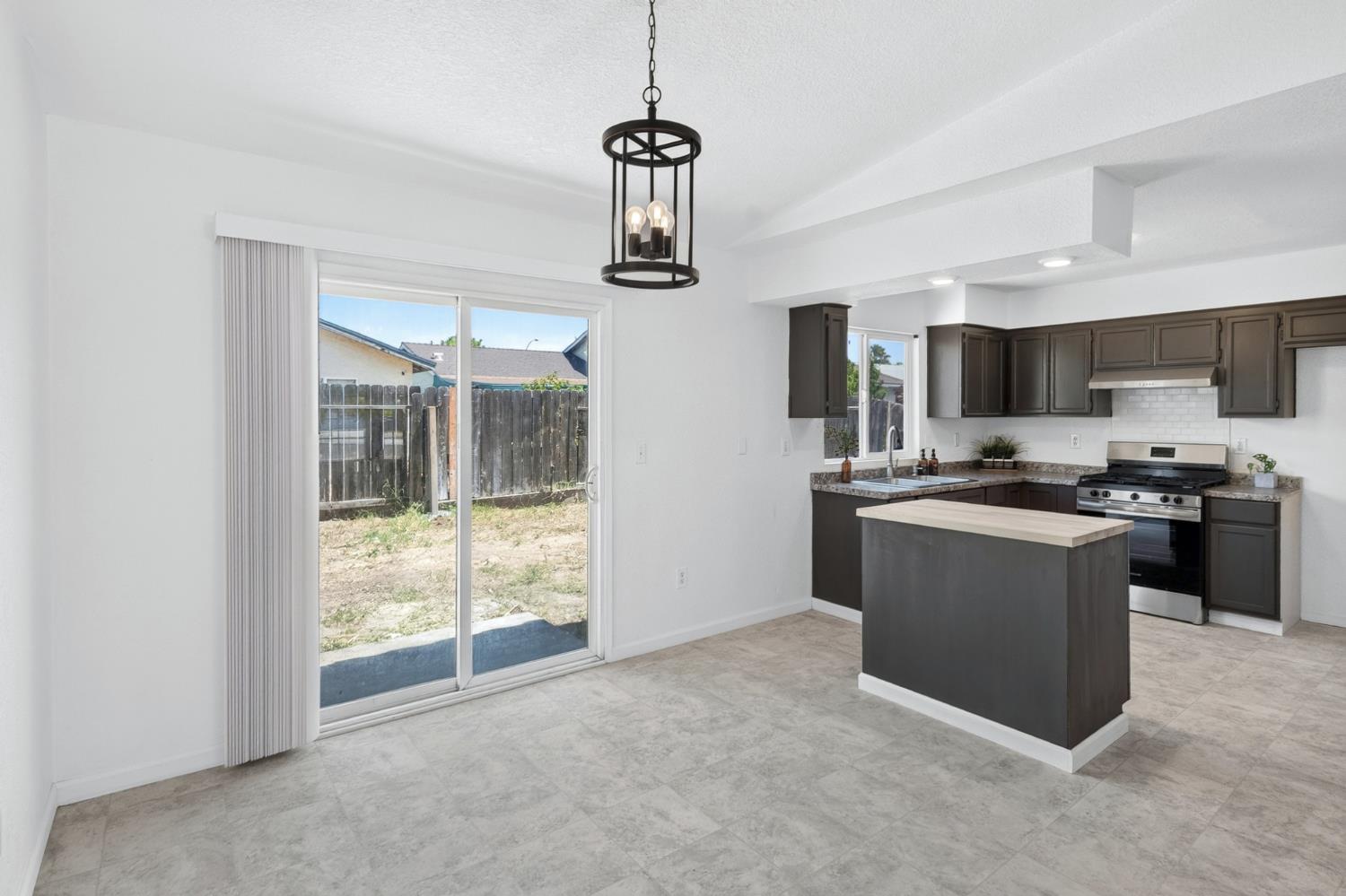 177 San Pedro St, Merced, CA 95341