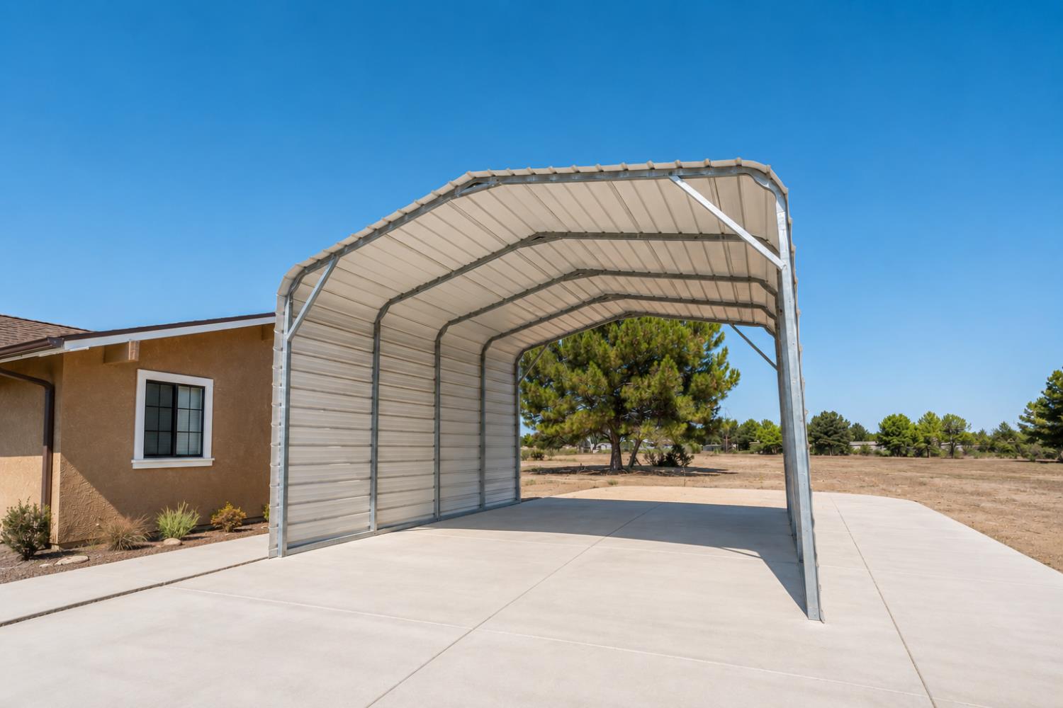 17702 Seabright Dr, Madera, CA 93638