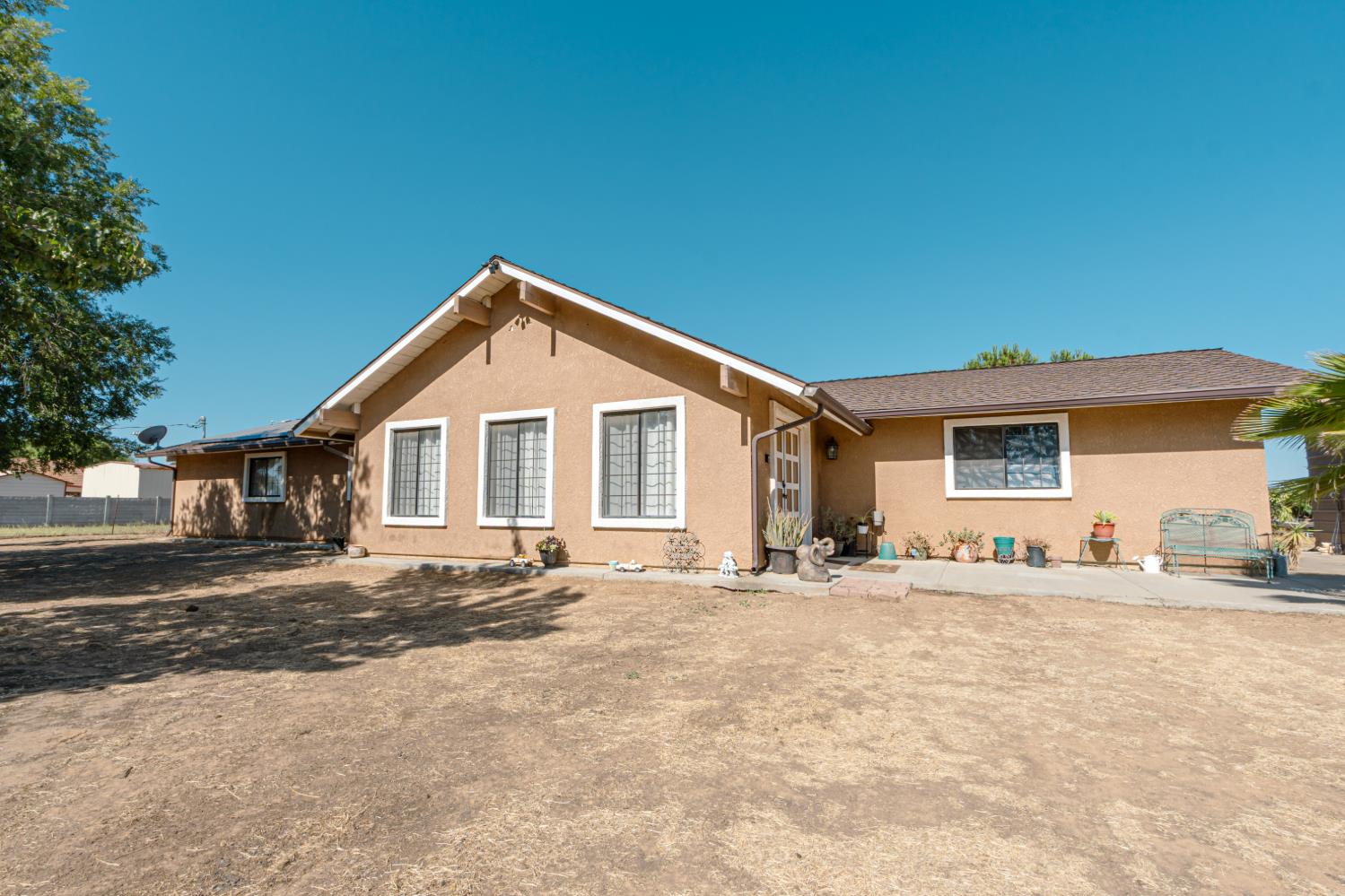 17702 Seabright Dr, Madera, CA 93638