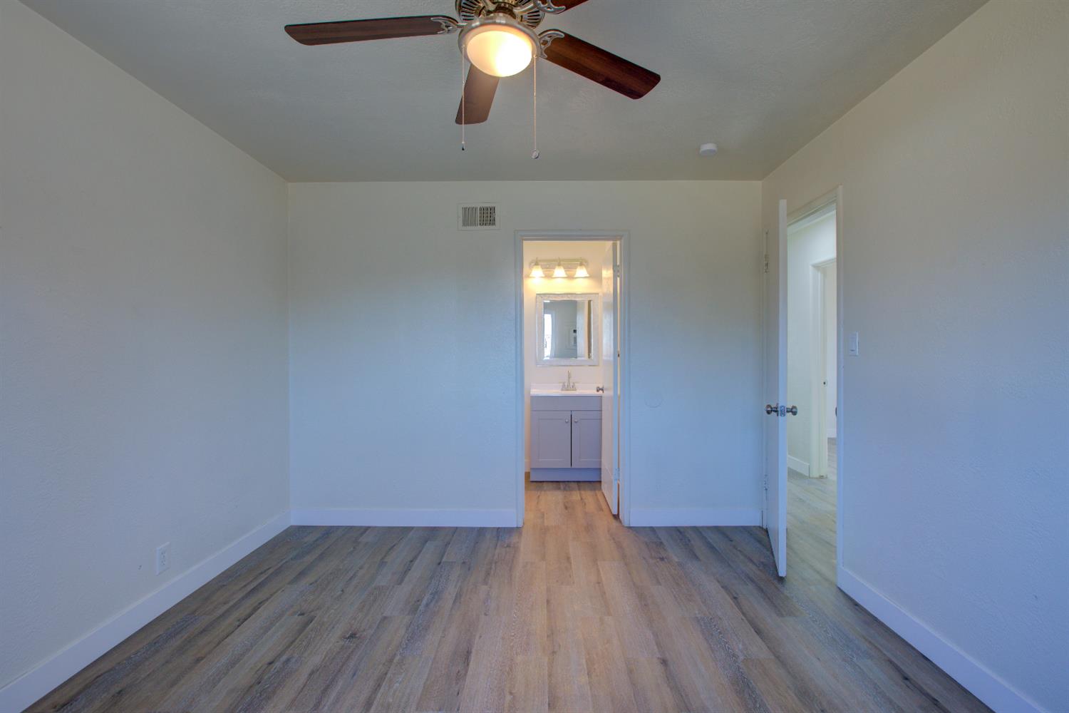 311 Charles Ave, Manteca, CA 95336