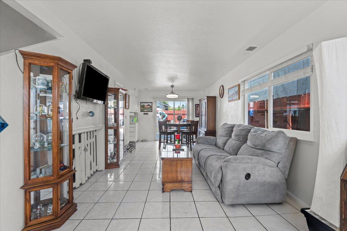1572 Vine Cir, Atwater, CA 95301
