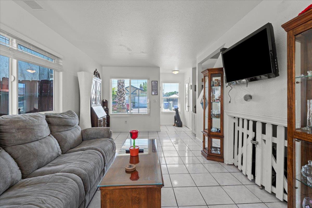 1572 Vine Cir, Atwater, CA 95301