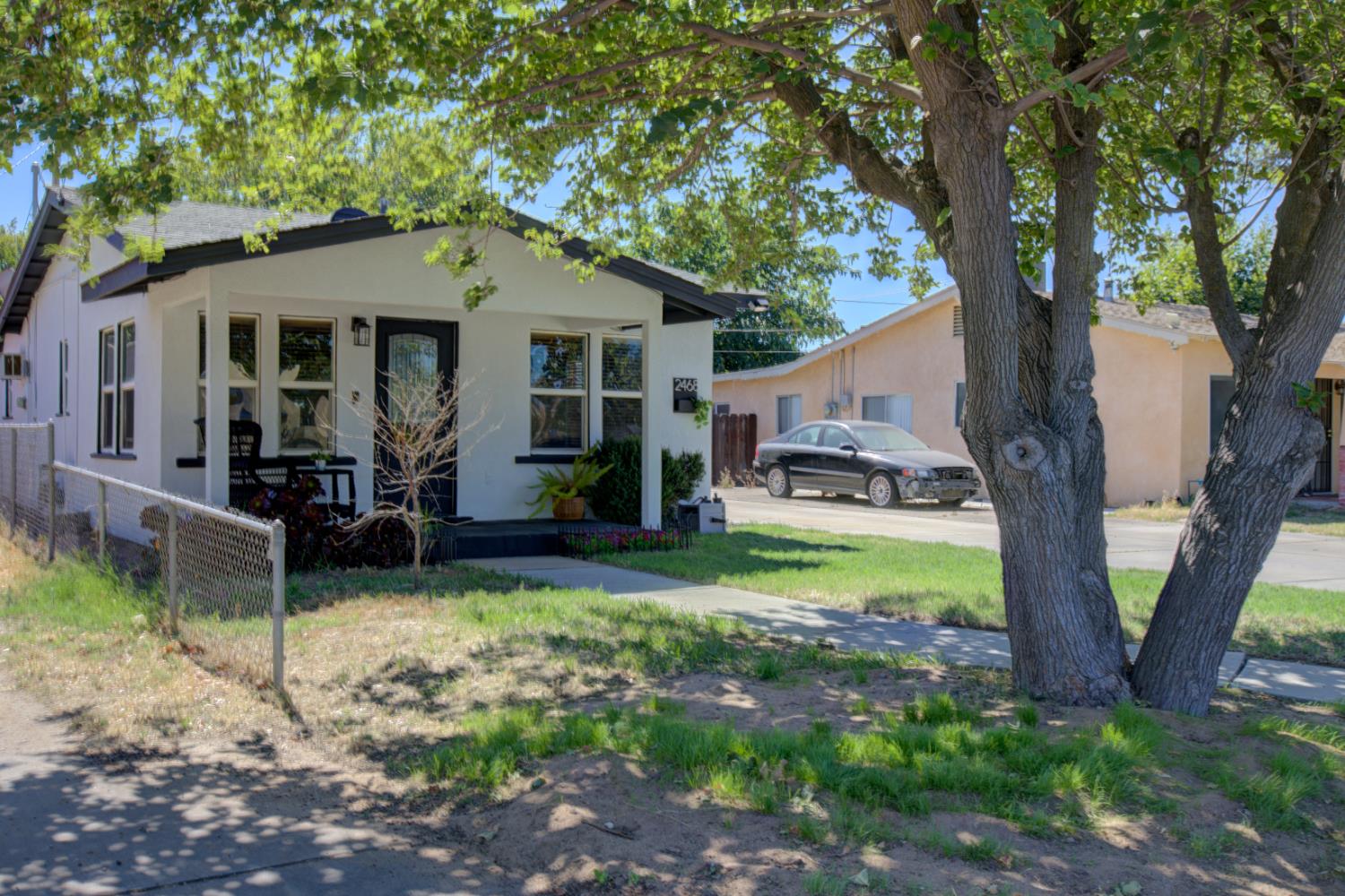 2468 6th St, Hughson, CA 95326