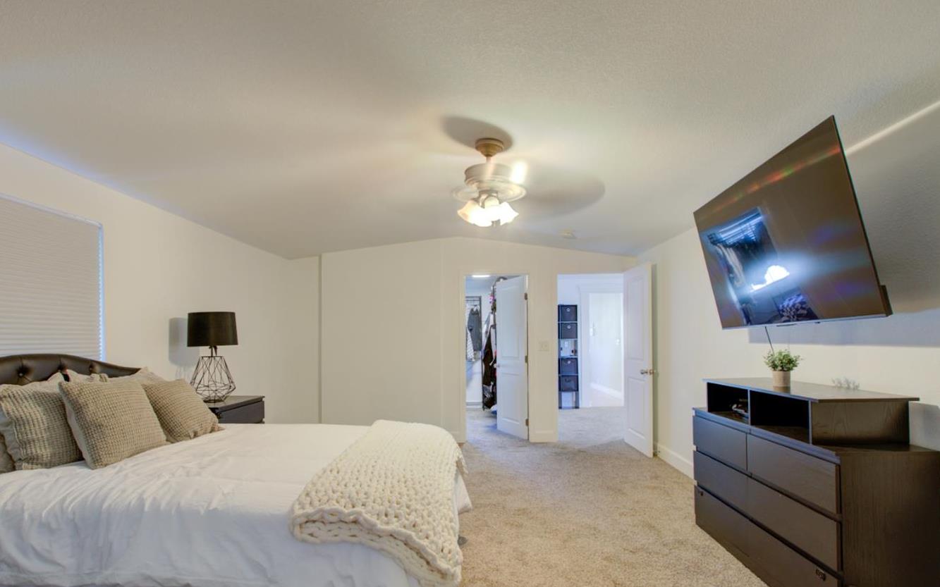 2468 6th St, Hughson, CA 95326