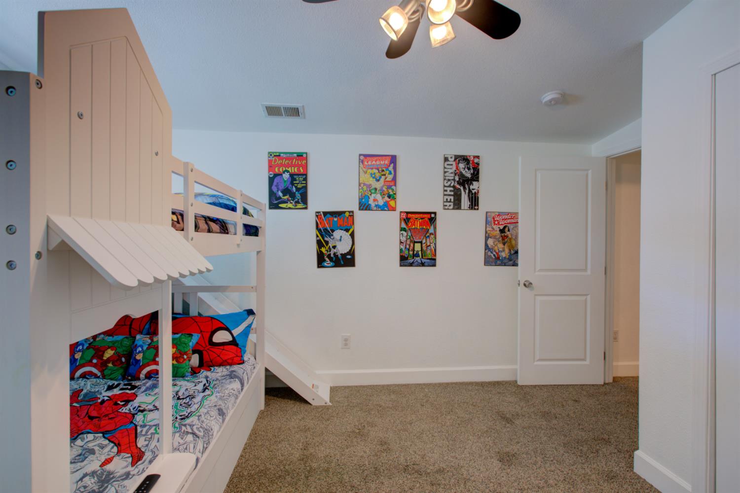 2468 6th St, Hughson, CA 95326
