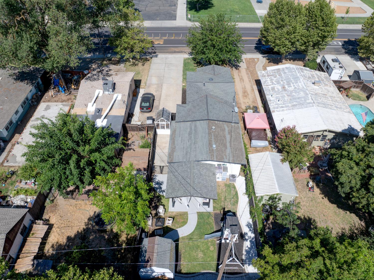 2468 6th St, Hughson, CA 95326