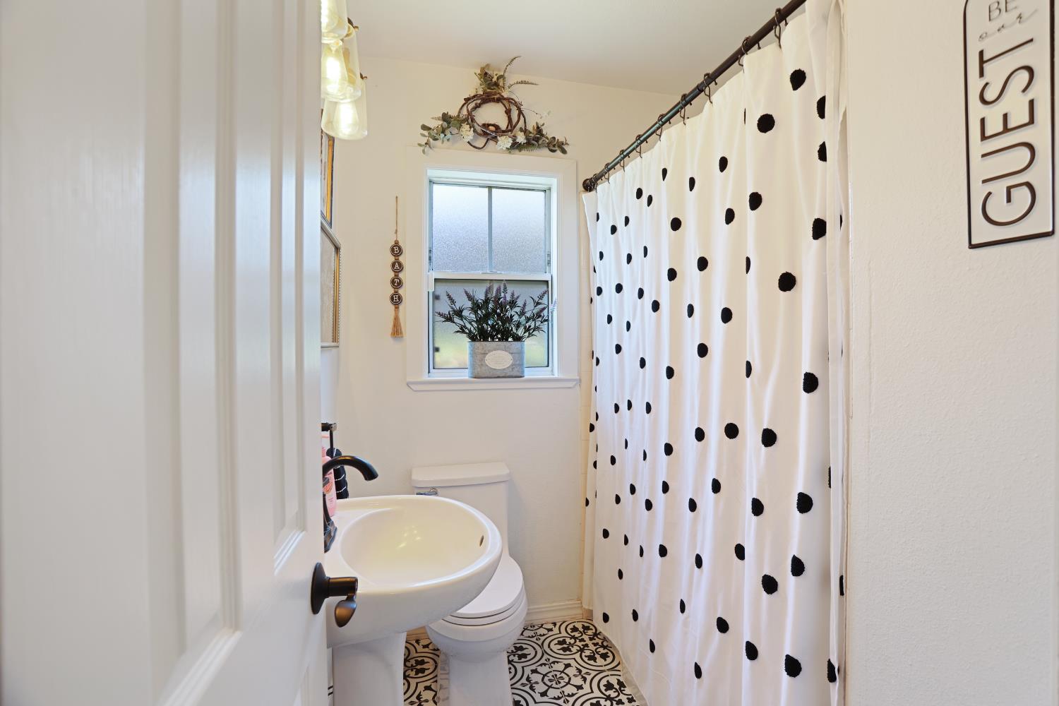 612 N Thor St, Turlock, CA 95380