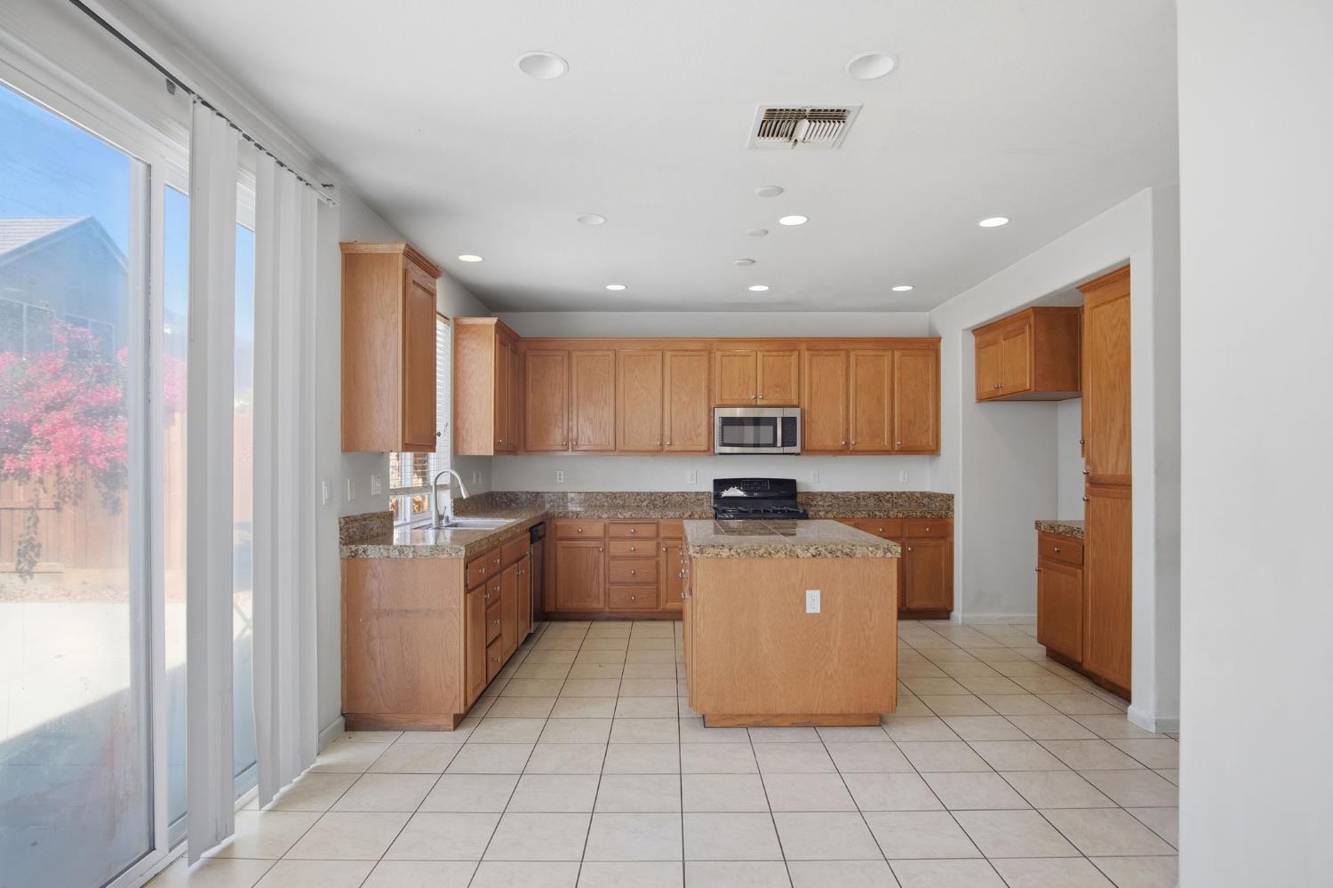 3648 Fallview Ave, Ceres, CA 95307