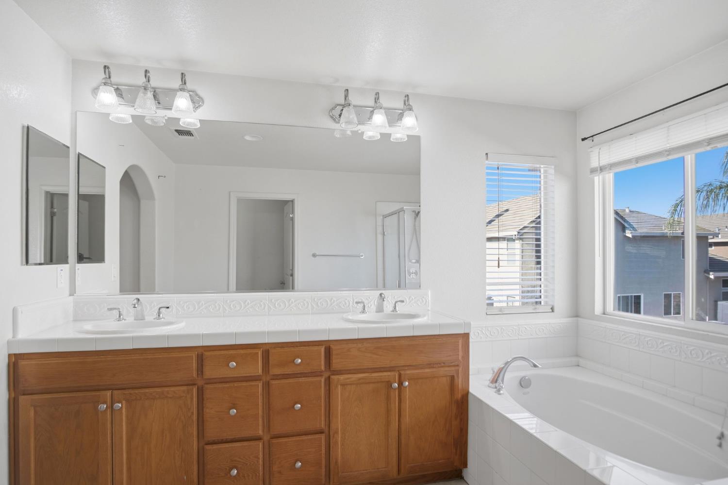 3648 Fallview Ave, Ceres, CA 95307