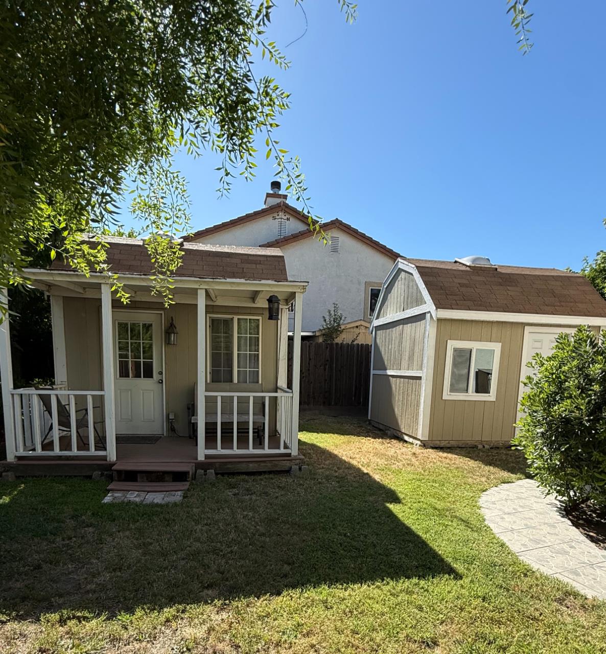 2052 Licstal Ct, Manteca, CA 95337