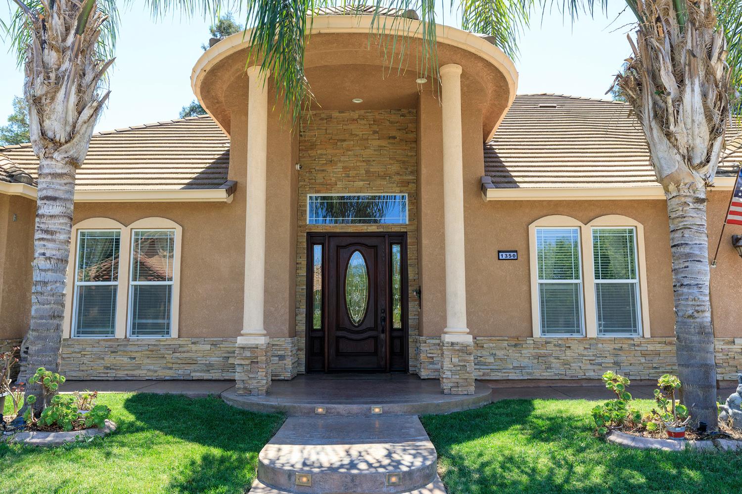 1350 Burman Dr, Turlock, CA 95382