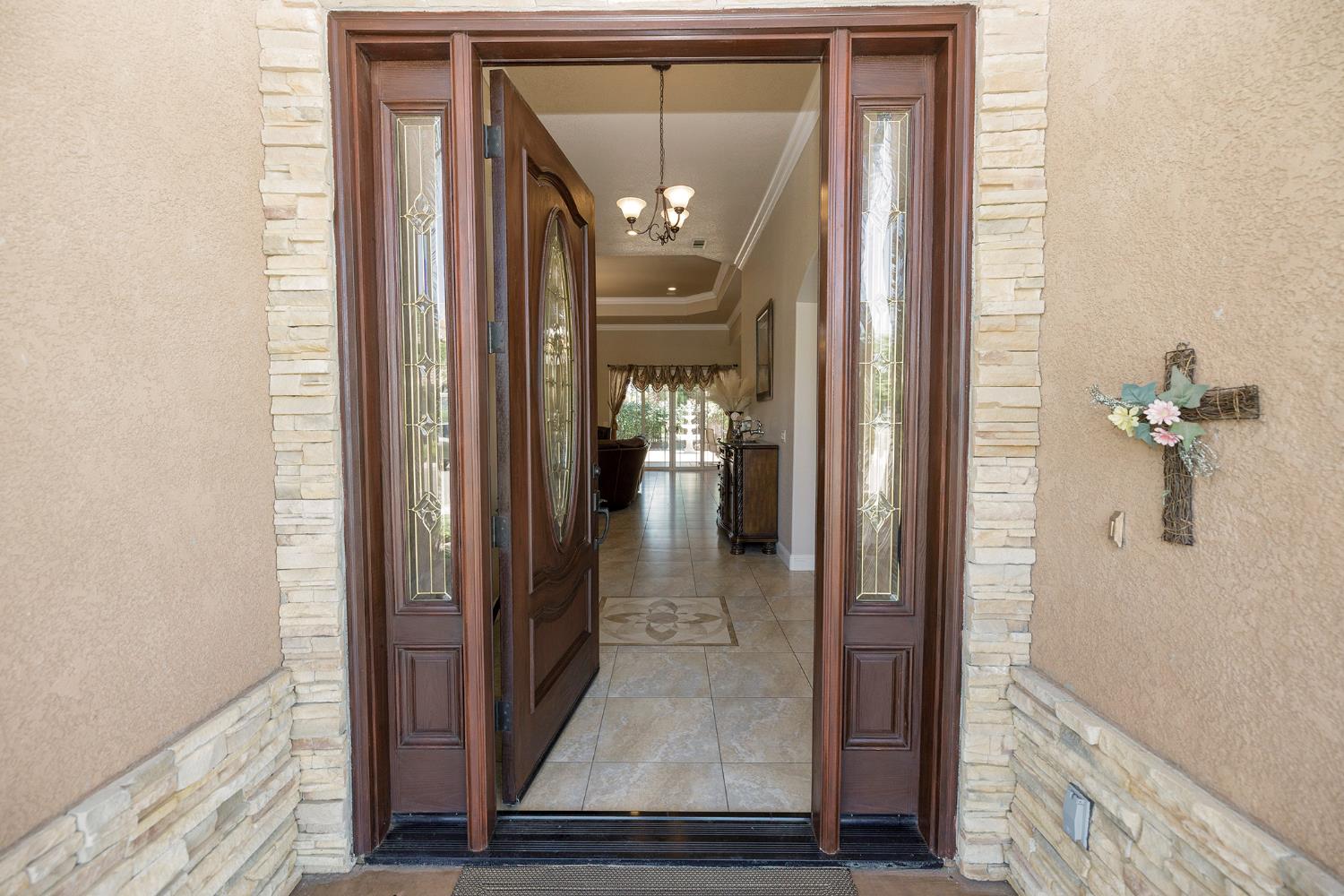1350 Burman Dr, Turlock, CA 95382