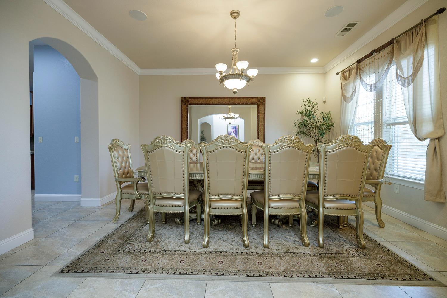 1350 Burman Dr, Turlock, CA 95382