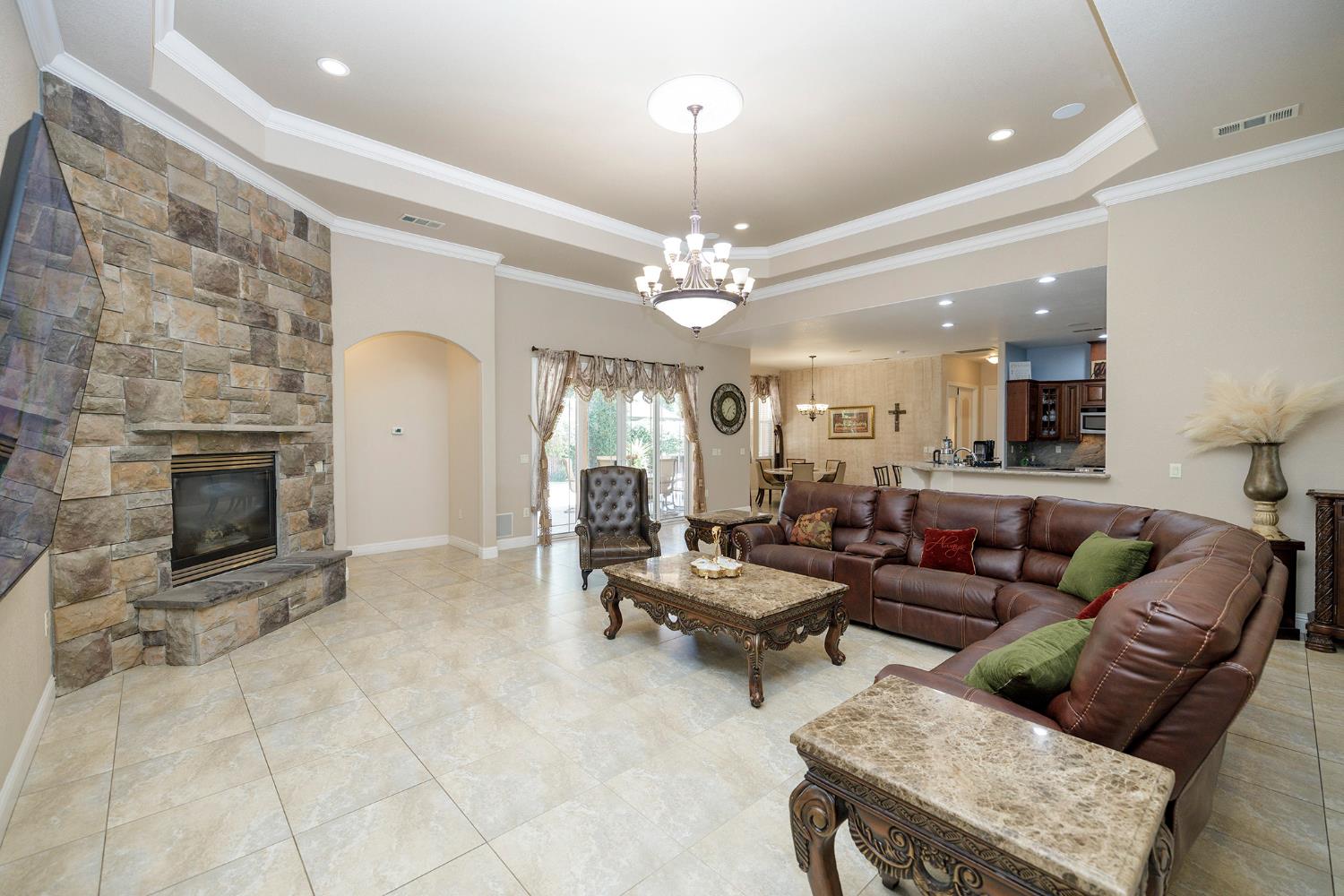 1350 Burman Dr, Turlock, CA 95382
