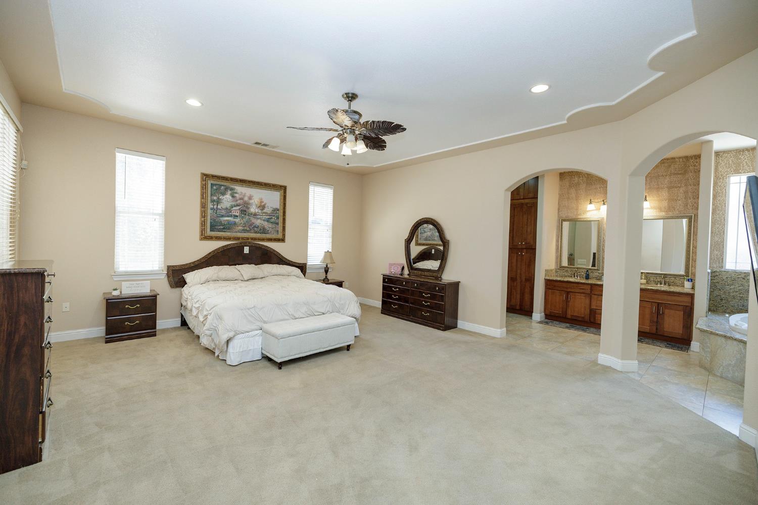 1350 Burman Dr, Turlock, CA 95382