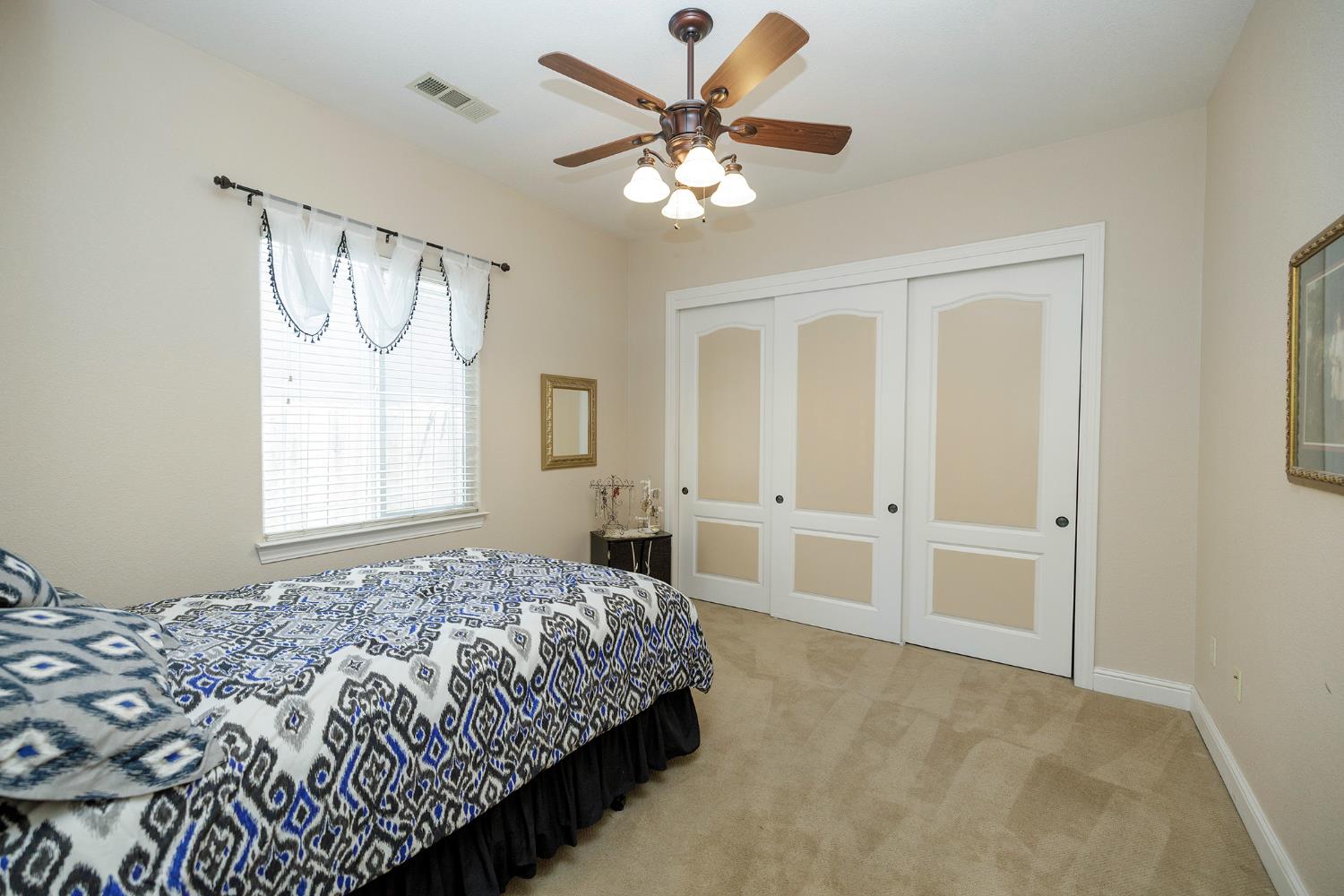 1350 Burman Dr, Turlock, CA 95382