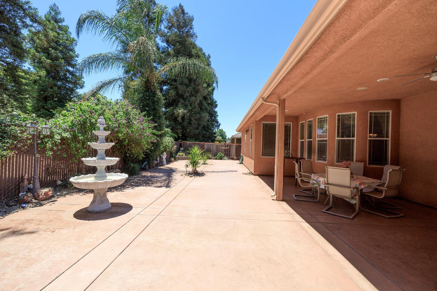 1350 Burman Dr, Turlock, CA 95382