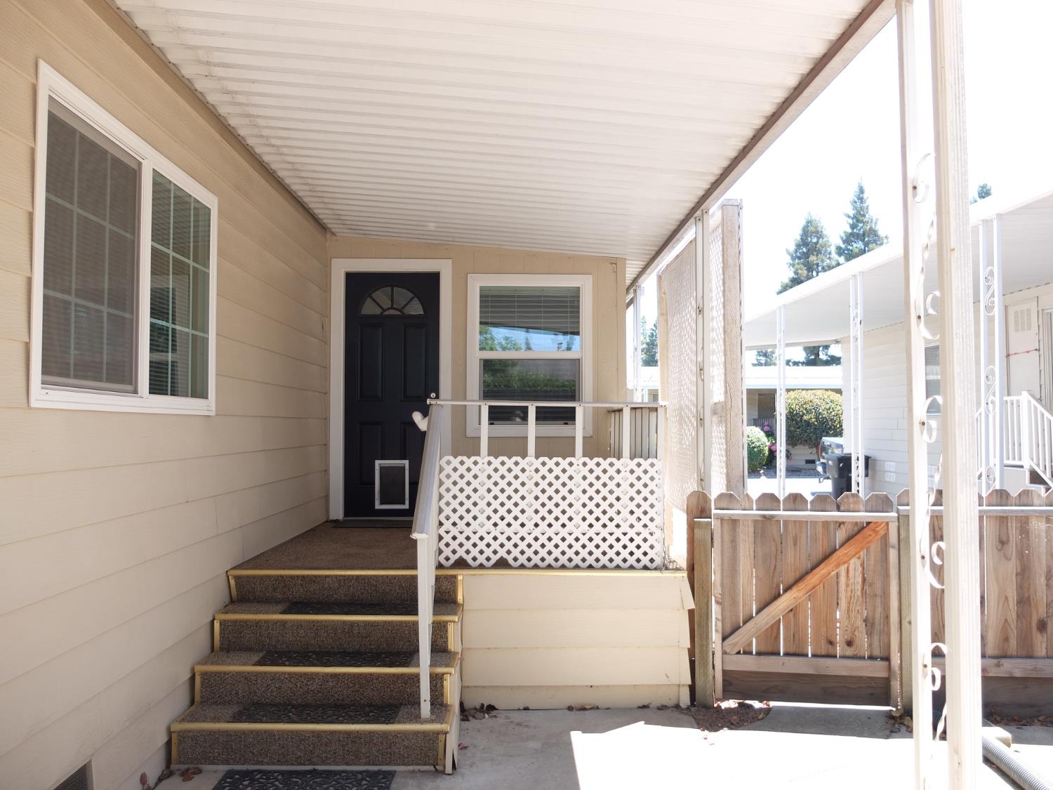 1925 Diamond Head Dr, Modesto, CA 95355