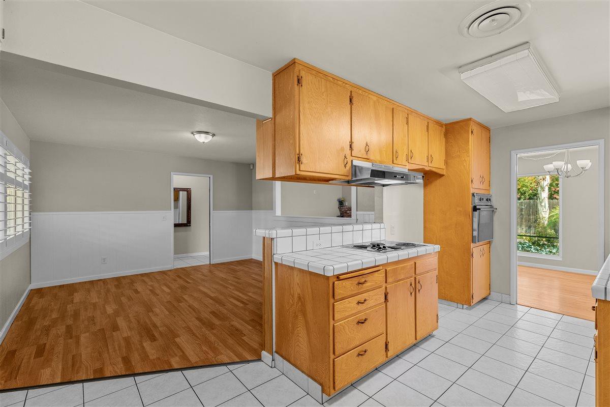 2671 El Camino Dr, Turlock, CA 95380