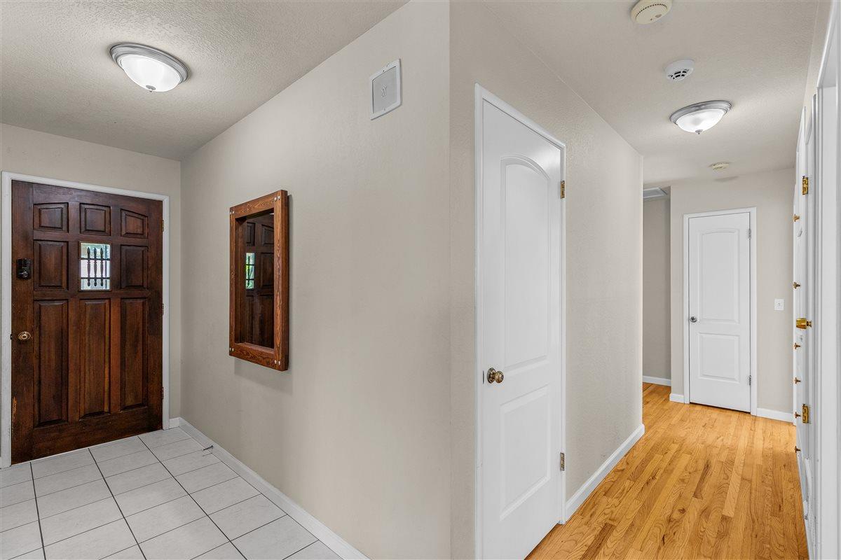 2671 El Camino Dr, Turlock, CA 95380