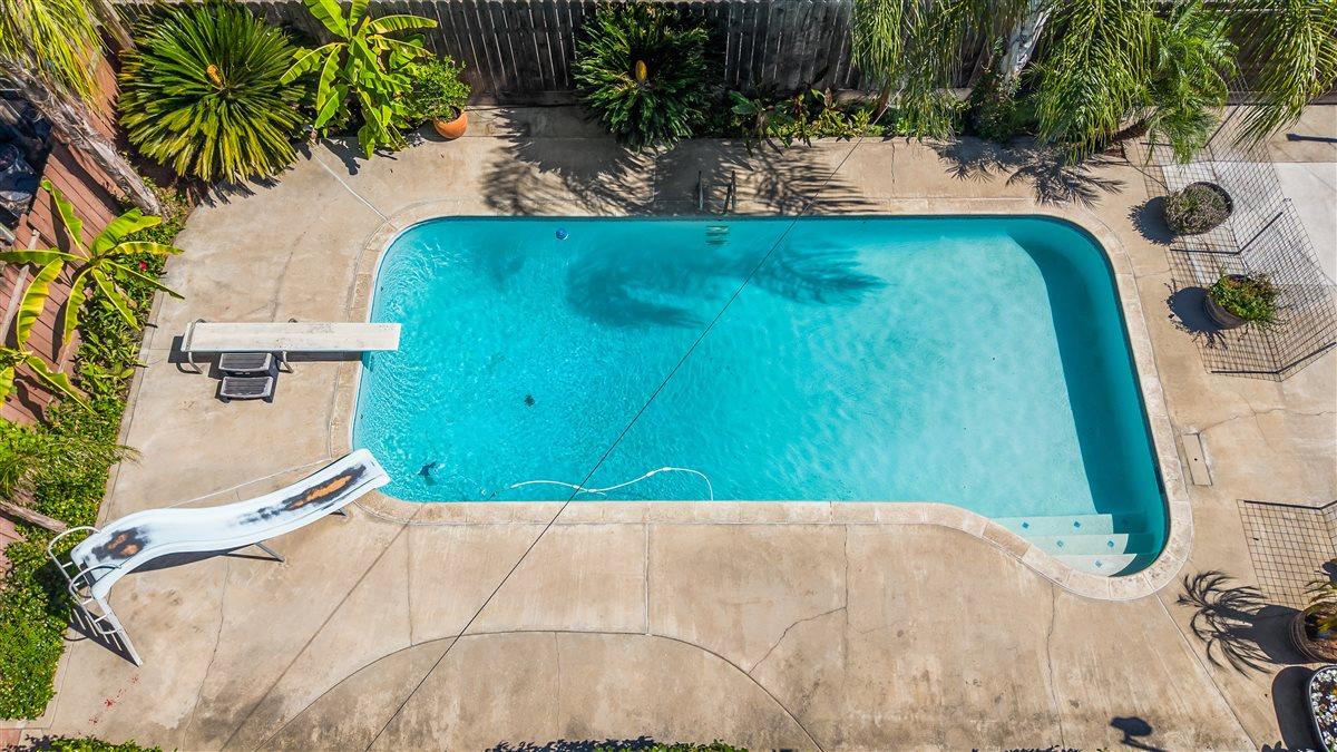 2671 El Camino Dr, Turlock, CA 95380