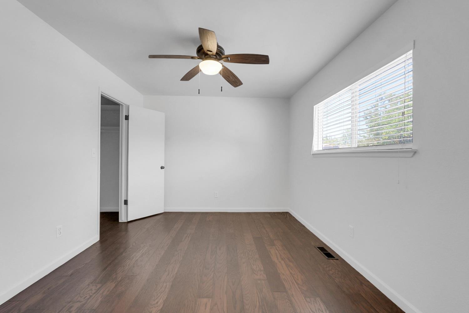 3104 Pembroke Dr, Modesto, CA 95350